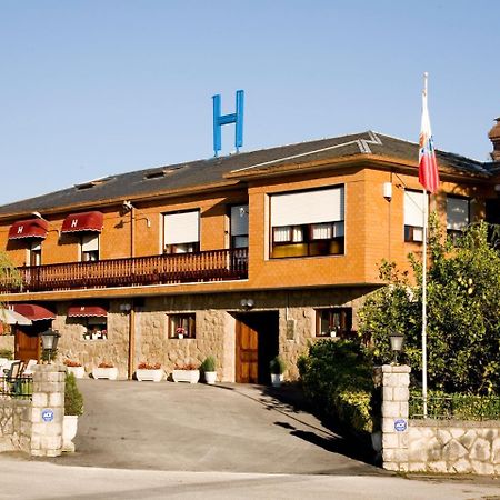 Hosteria Los Sauces Hotel Maoño Екстериор снимка